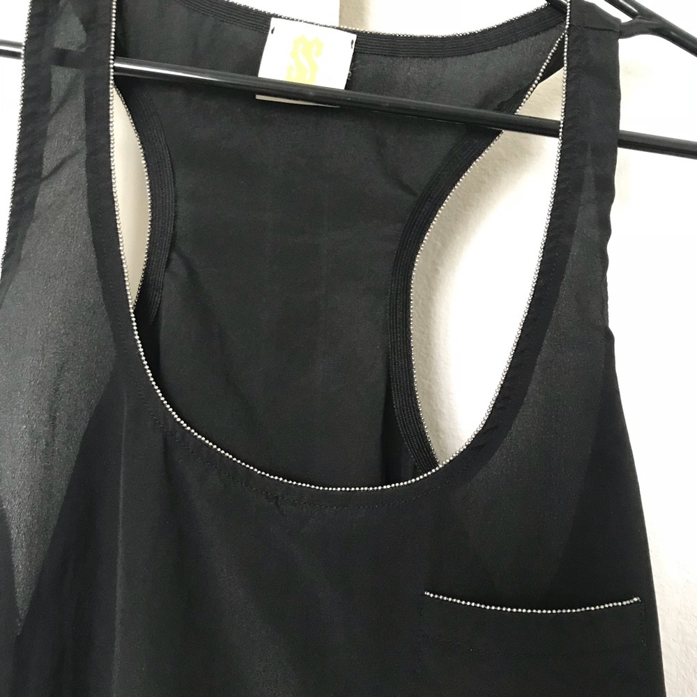 Black Razor Back Tank Top - Picture 3 of 4